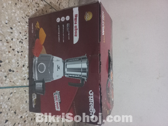 ওয়াল্টন ব্লেন্ডার মেশিন ৬৫০ ওয়াট